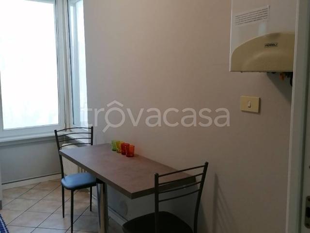 Villa Indipendente in affitto a Costa Masnaga, Lombardia