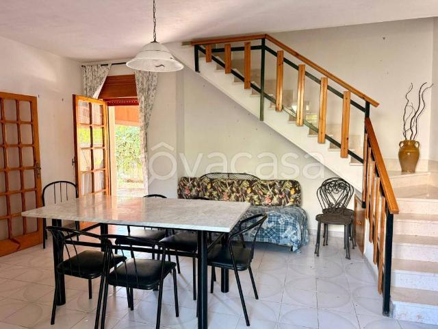 Villa Indipendente in affitto a Puglia, Taranto