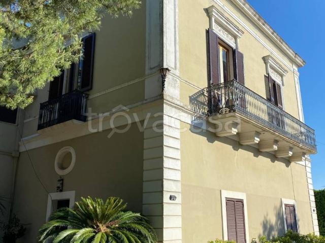 Villa Indipendente in affitto a Chiesa Nuova, Puglia