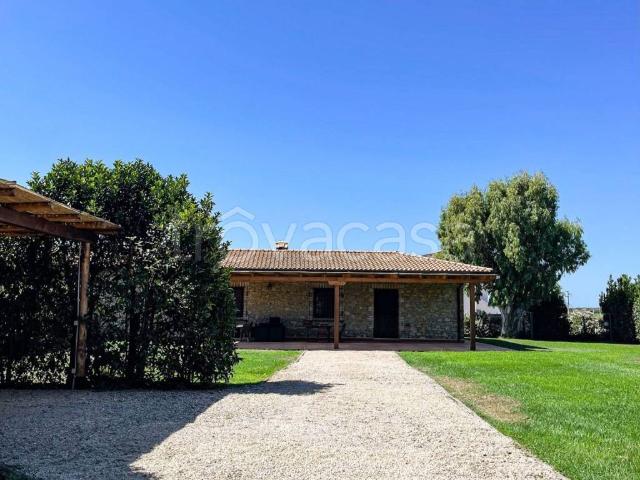 Villa Indipendente in affitto a Montalto Di Castro, Lazio