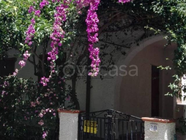 Villa Indipendente in affitto a Campello Sul Clitunno, Umbria