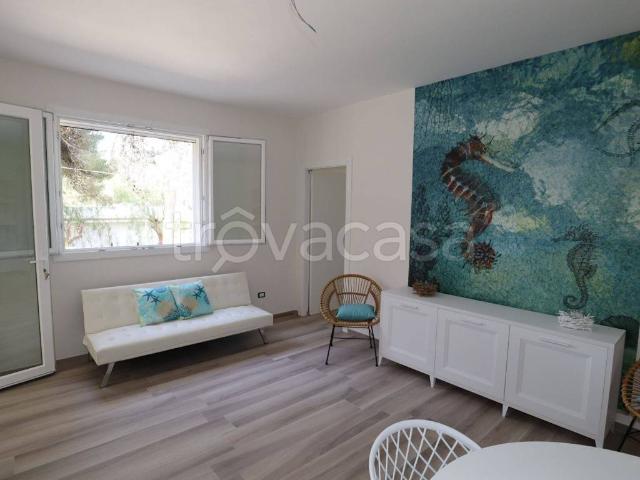 Villa Indipendente in affitto a Villaggio residenziale Fatamorgana, Puglia
