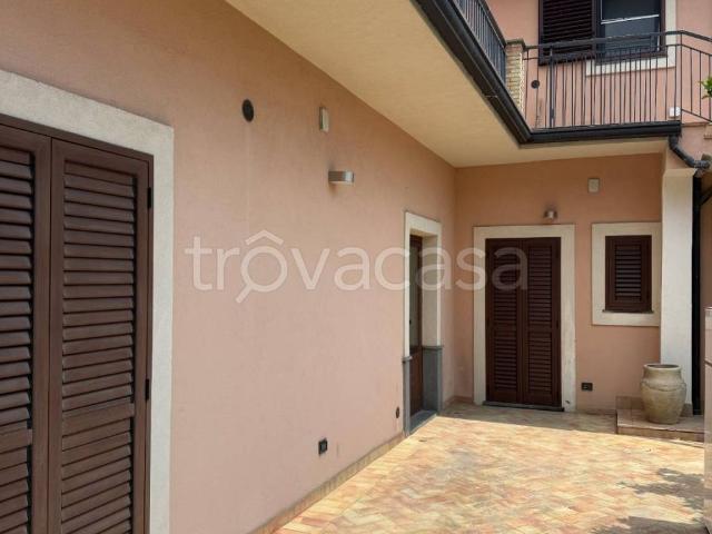 Villa Indipendente in affitto a Trappeto, San Giovanni La Punta