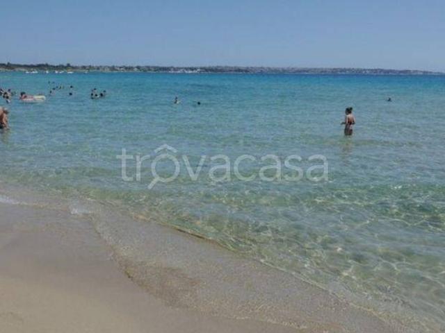 Villa Indipendente in affitto a Arenella, Siracusa