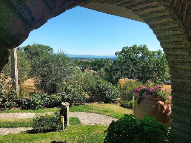 Villa Indipendente in affitto a Soriano Nel Cimino, Lazio