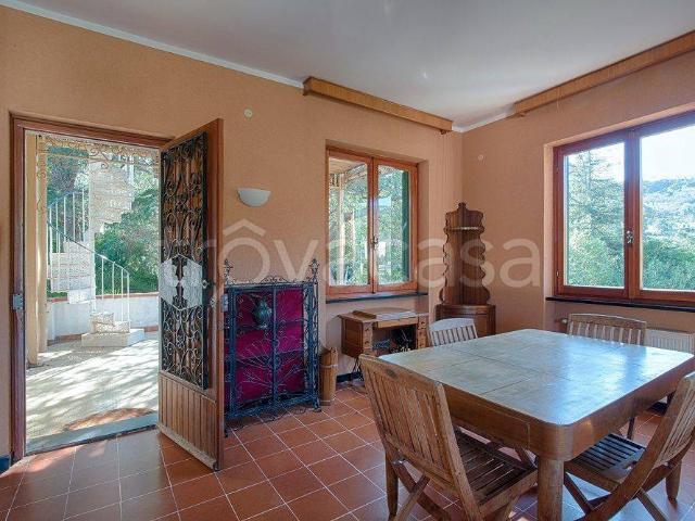 Villa Indipendente in affitto a Gandoglia, Noli