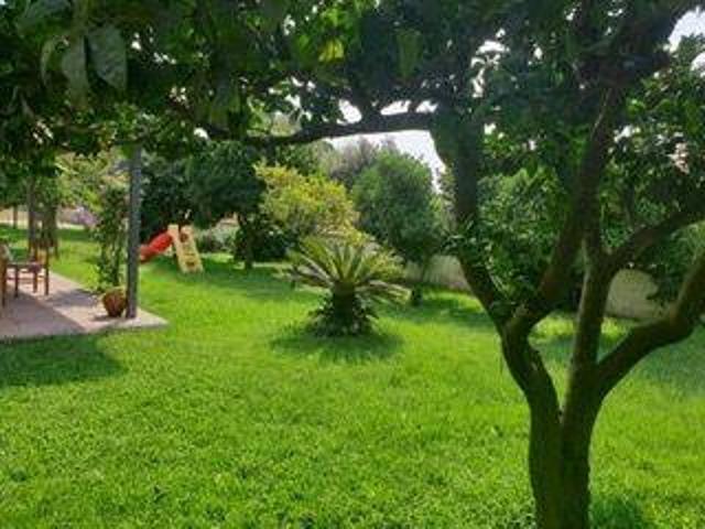 Villa Indipendente in affitto a Cortaccione, Spoleto