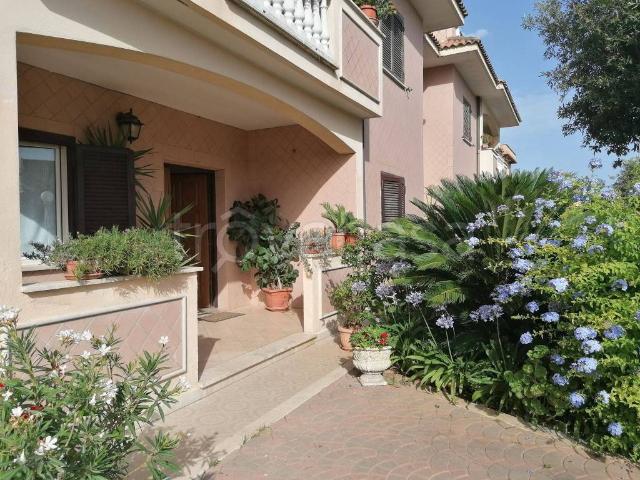 Villa Indipendente in affitto a Lido di Enea, Roma Capitale