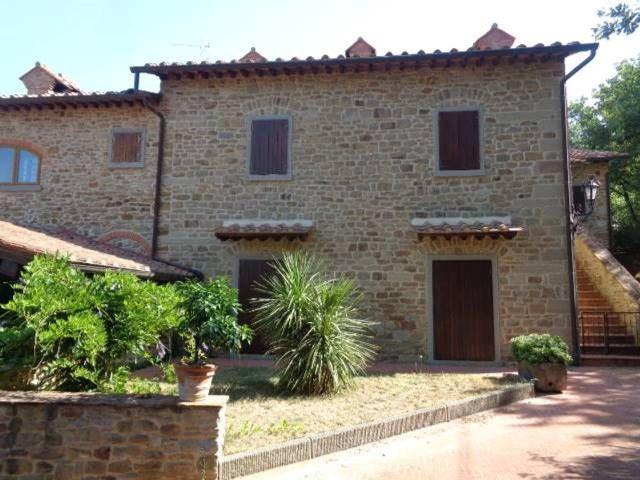 Villa Indipendente in vendita a Palazzo Del Pero, Toscana