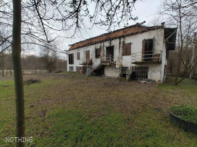 Villa Indipendente in vendita a Piemonte, Asti