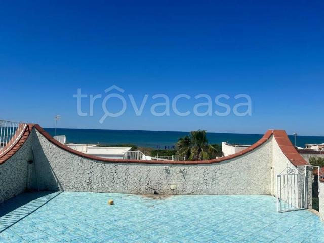 Villa Indipendente in vendita a Baia Domizia, Cellole