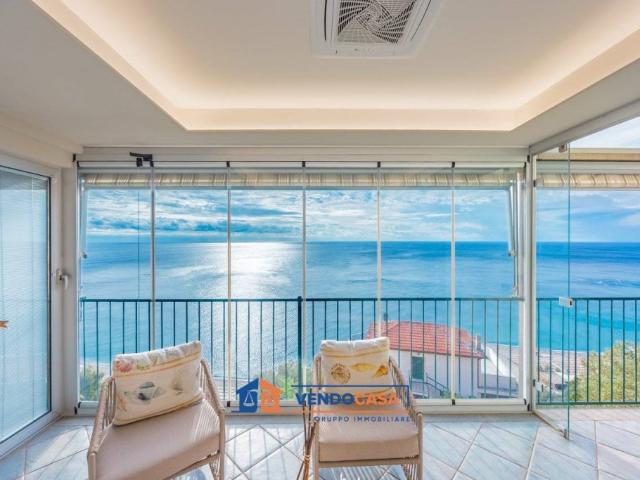 Villa Indipendente in vendita a Custo, Bergeggi