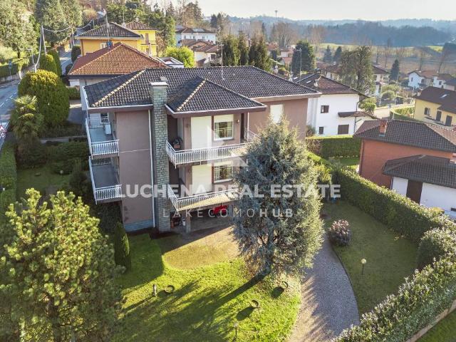 Villa Indipendente in vendita a Casnate con Bernate, Prato Pagano