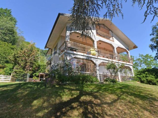 Villa Indipendente in vendita a Famolasco, Piemonte