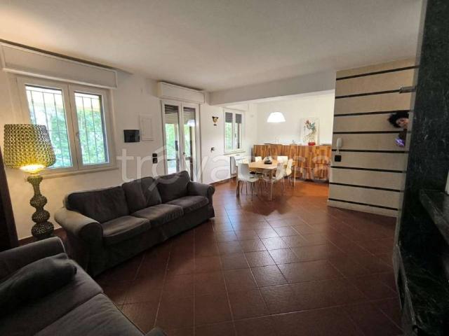 Villa Indipendente in vendita a Puglia, Barletta-andria-trani