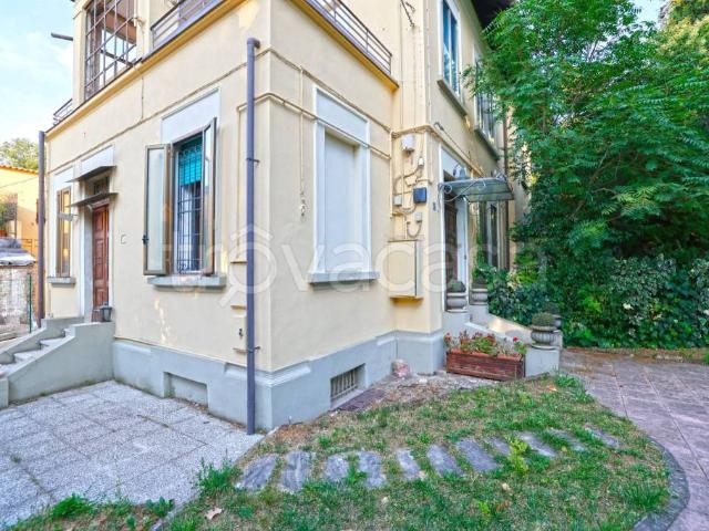 Villa Indipendente in vendita a San Donato-San Vitale, Bologna