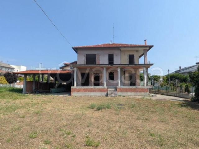 Villa Indipendente in vendita a Piemonte, Cuneo