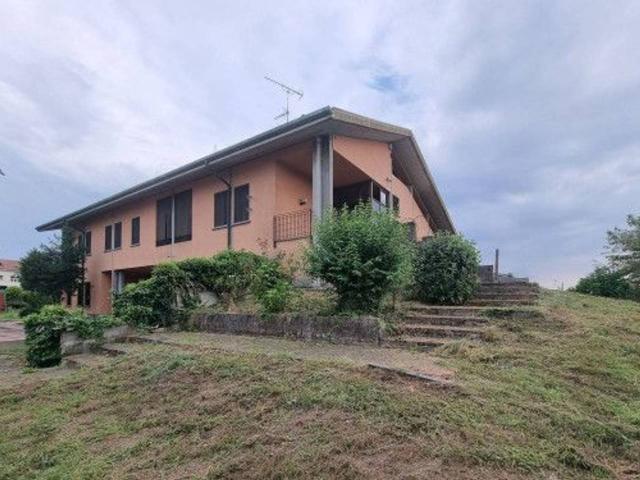 Villa Indipendente in vendita a Piemonte, Alessandria