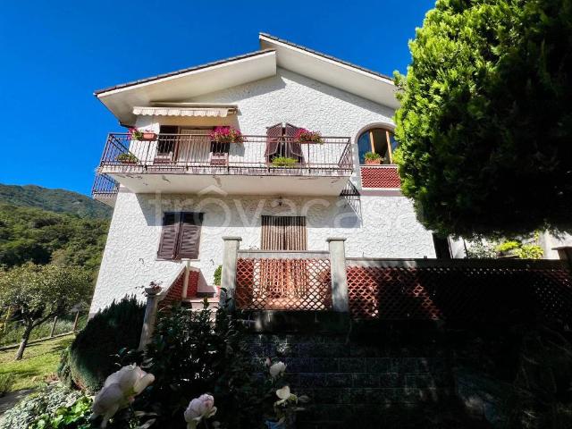 Villa Indipendente in vendita a Malanotte, Borzonasca