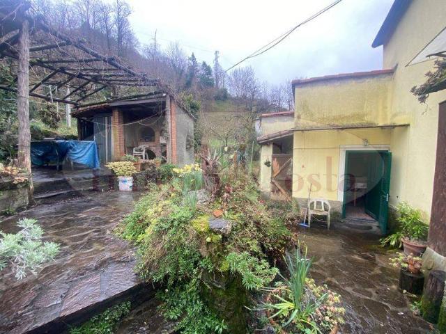 Villa Indipendente in vendita a Borzonasca, Liguria