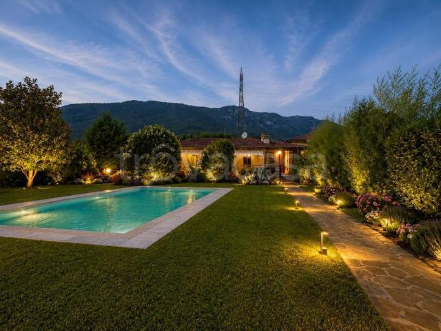 Villa Indipendente in vendita a Botticino Sera, Botticino