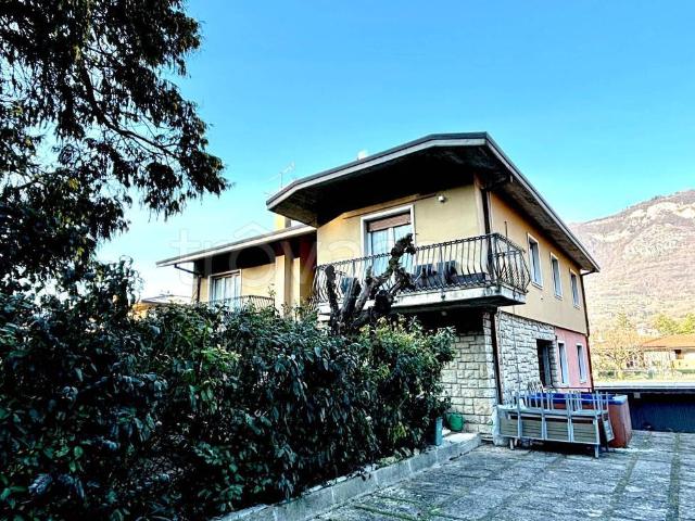 Villa Indipendente in vendita a Villaggio Marcolini, Botticino