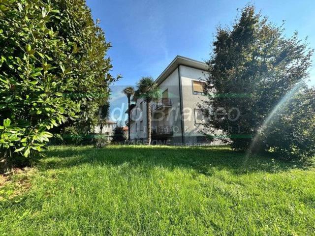 Villa Indipendente in vendita a Olgelasca, Brenna