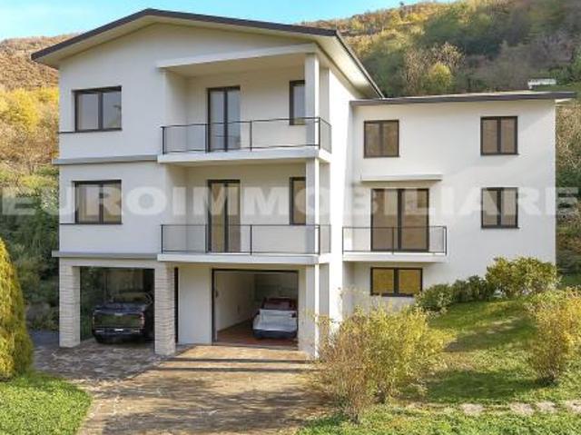 Villa Indipendente in vendita a Zona Nord, Brescia