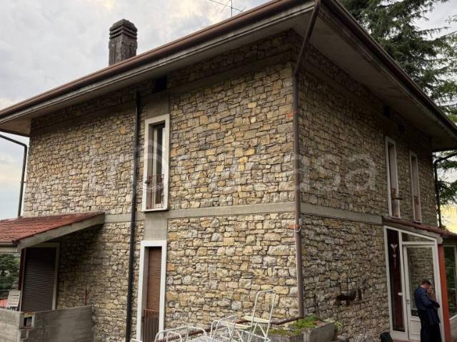 Villa Indipendente in vendita a Zona Nord, Brescia