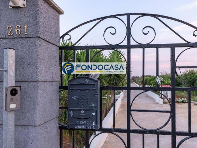 Villa Indipendente in vendita a Pizzofalcone, Puglia