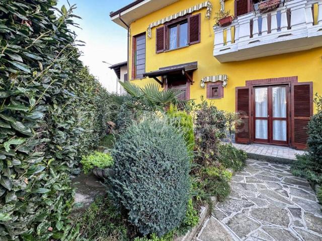 Villa Indipendente in vendita a Tetti Griglio, Piemonte