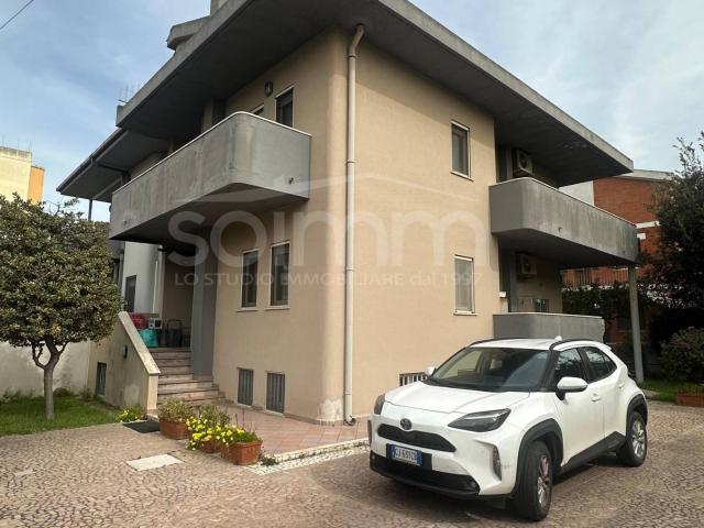Villa Indipendente in vendita a Genneruxi, Cagliari