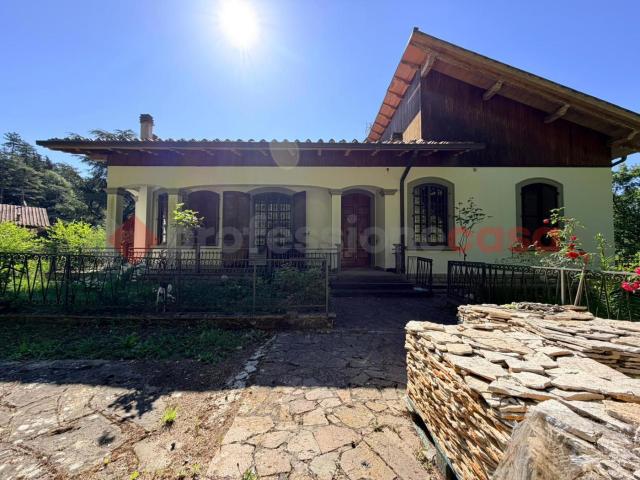 Villa Indipendente in vendita a Calenzano, Toscana