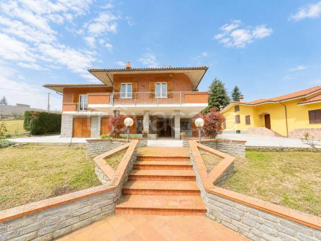 Villa Indipendente in vendita a Piemonte, Cuneo