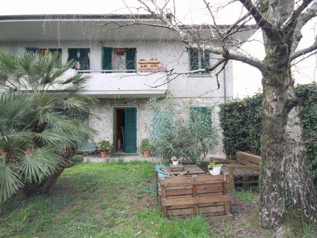 Villa Indipendente in vendita a Capannori, Toscana