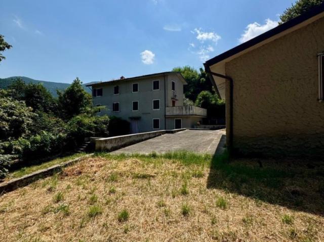 Villa Indipendente in vendita a Colle di Compito, Capannori
