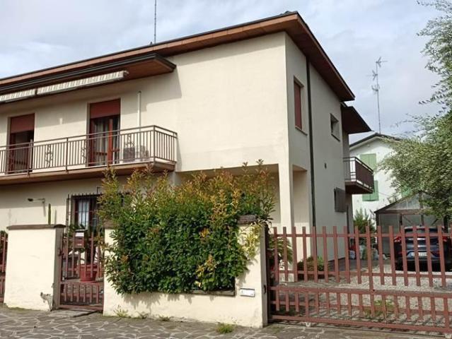 Villa Indipendente in vendita a Unione delle Terre d'Argine, Carpi