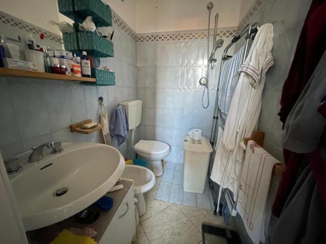Villa Indipendente in vendita a Bonascola, Carrara