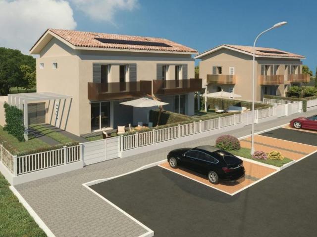 Villa Indipendente in vendita a Visignano, Cascina