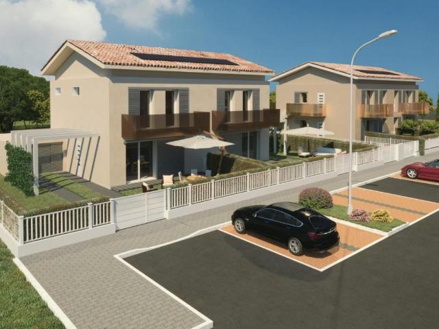 Villa Indipendente in vendita a Navacchio, Cascina