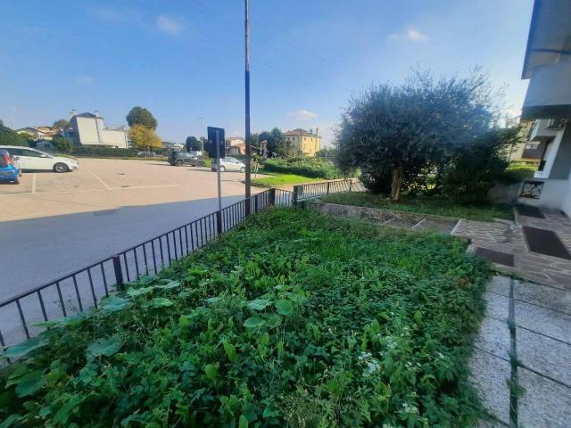 Villa Indipendente in vendita a Castelfranco Veneto, Veneto