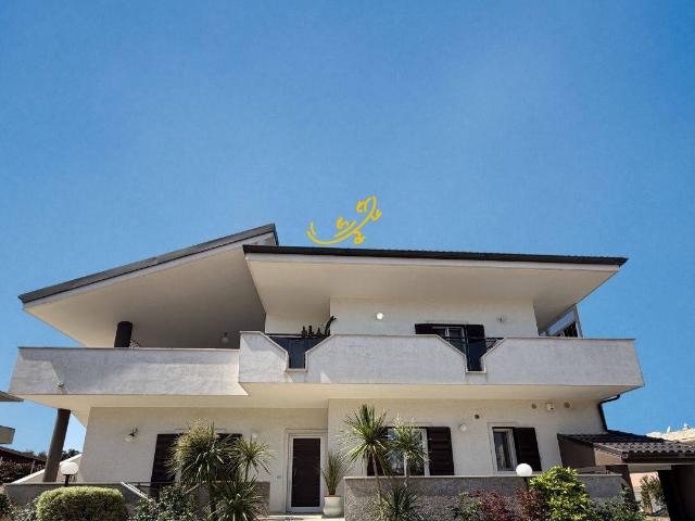 Villa Indipendente in vendita a Polignano a Mare, Bari