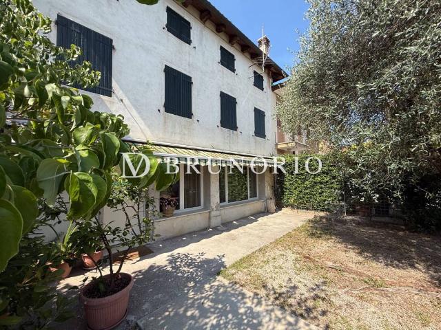 Villa Indipendente in vendita a Fonte, Castello Di Godego