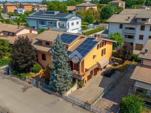 Villa Indipendente in vendita a Castelnovo di Sotto