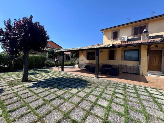 Villa Indipendente in vendita a Assisi, Umbria