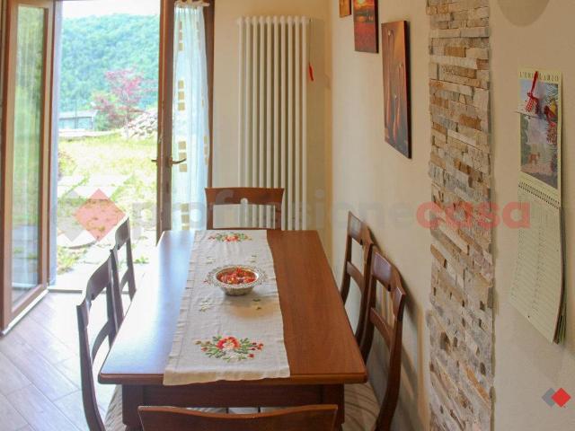 Villa Indipendente in vendita a Unione Comuni Garfagnana, Castelnuovo Di Garfagnana