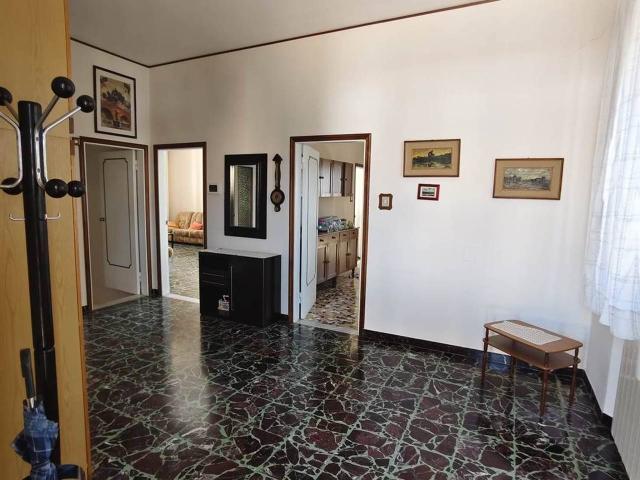Villa Indipendente in vendita a Cecina, Toscana
