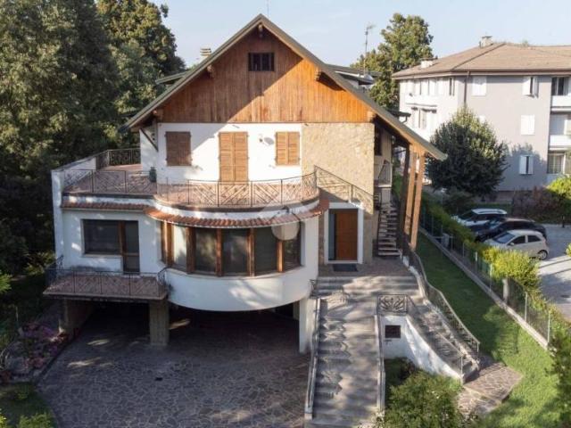 Villa Indipendente in vendita a Unione Alto Ferrarese, Cento