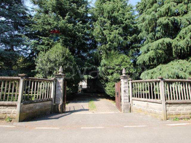 Villa Indipendente in vendita a Ceriano Laghetto, Lombardia