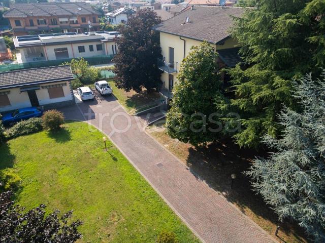 Villa Indipendente in vendita a Cesate, Lombardia